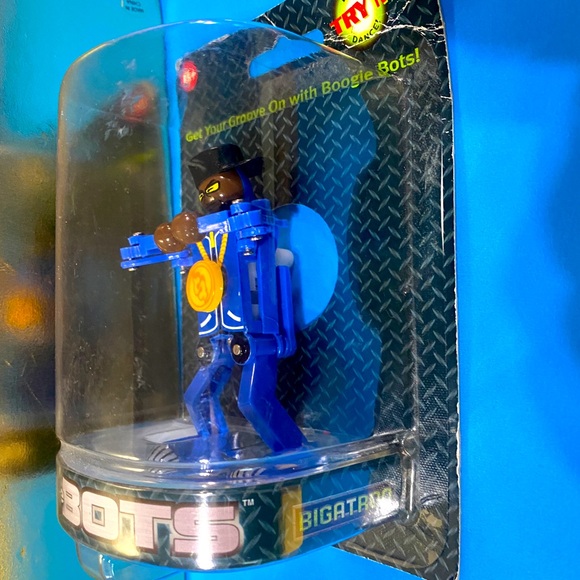 BOOGIE BOTS NWT BIGATRON WIND UP DANCE TOY - Picture 7 of 11